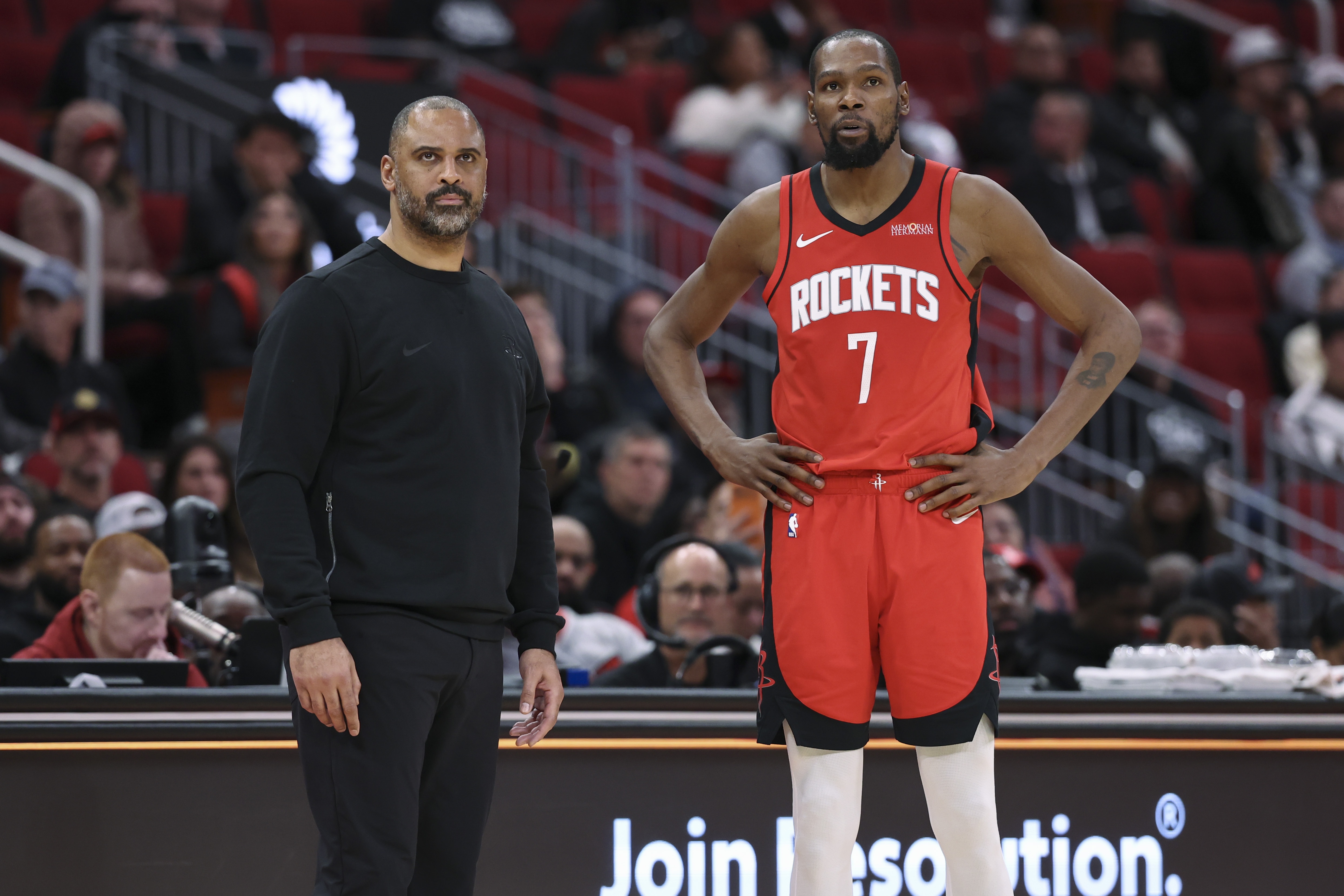 彩票开奖直播-真不敢歇！37岁老将杜兰特背靠背两场共计出战85分钟 合砍68分