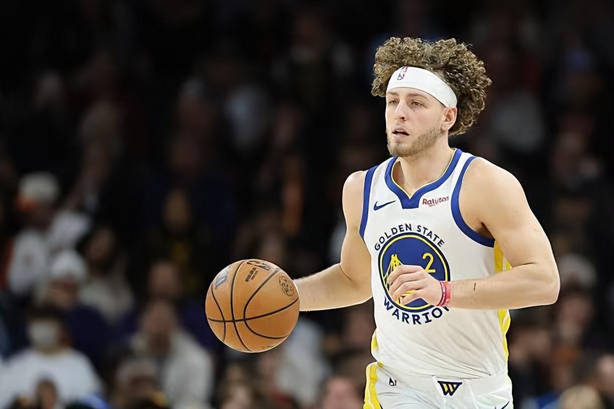 788kai彩票开奖结果-只是不太稳定而已，勇士后场新星的个人能力其实并不差？